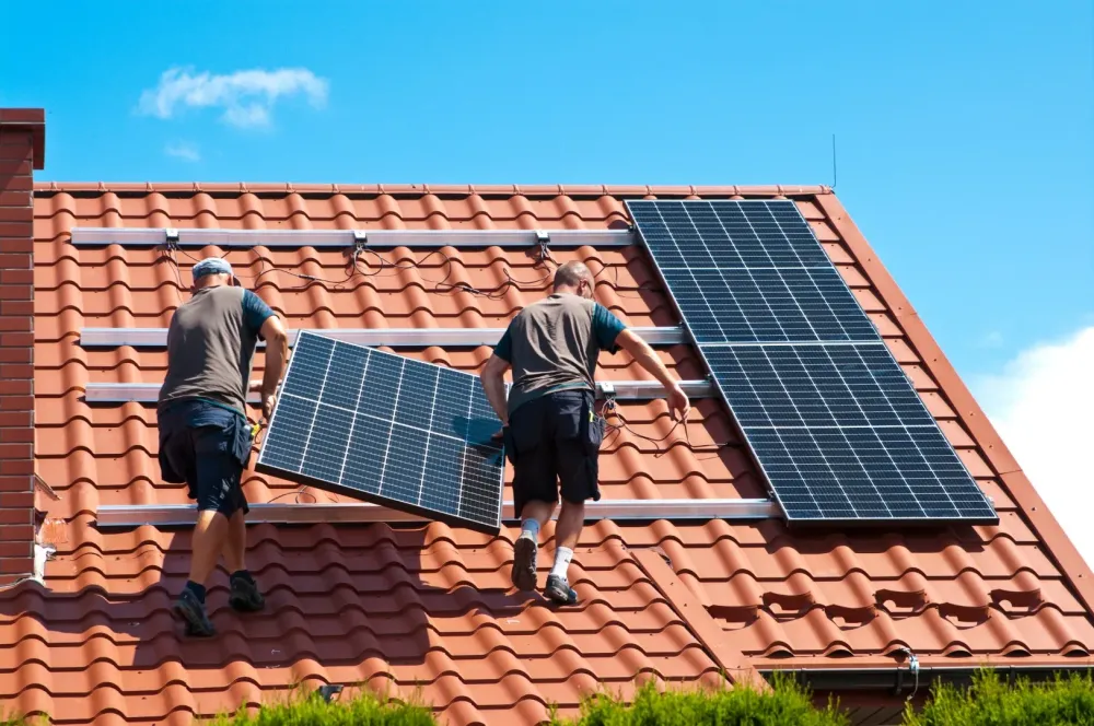 pose de panneaux solaires